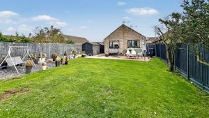 Photo 13- click for photo gallery